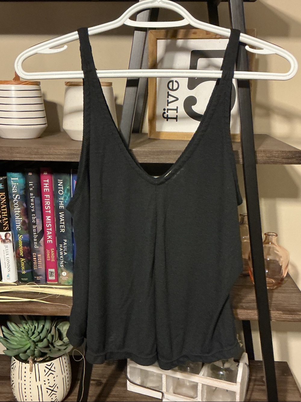 FP Intimately by Free People Black Ribbed V-Neck Tank Dize XS
